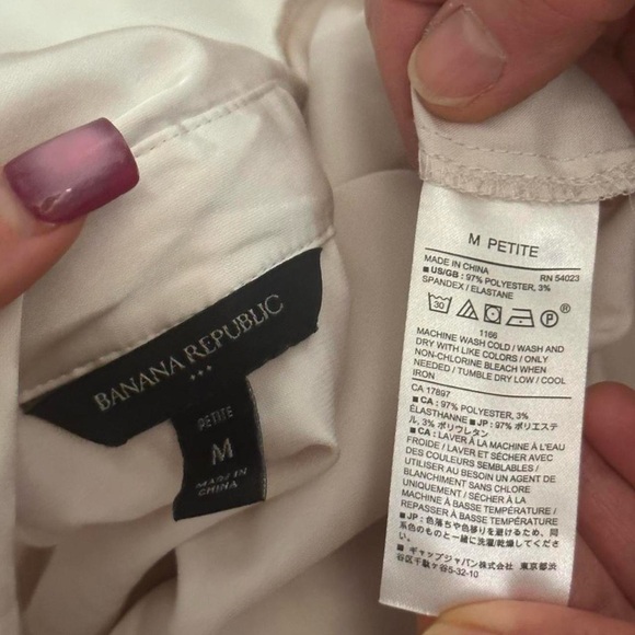 Banana Republic Silky Ivory Long Sleeve Blouse  🤍 - Picture 3 of 8